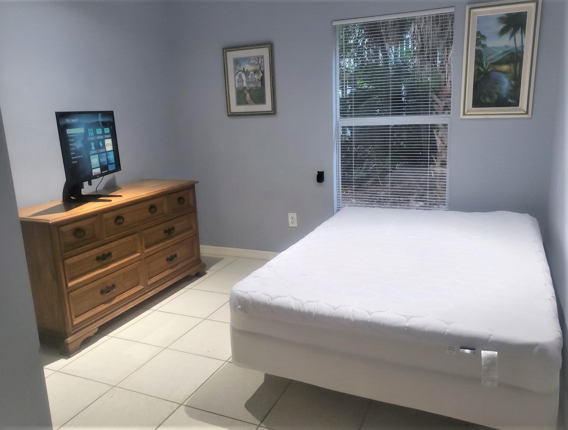2925 Montclaire Ave - Unit A RM # 4